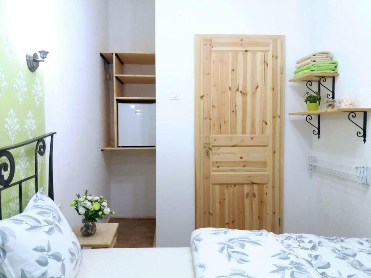 Guest House Izola Rum bild